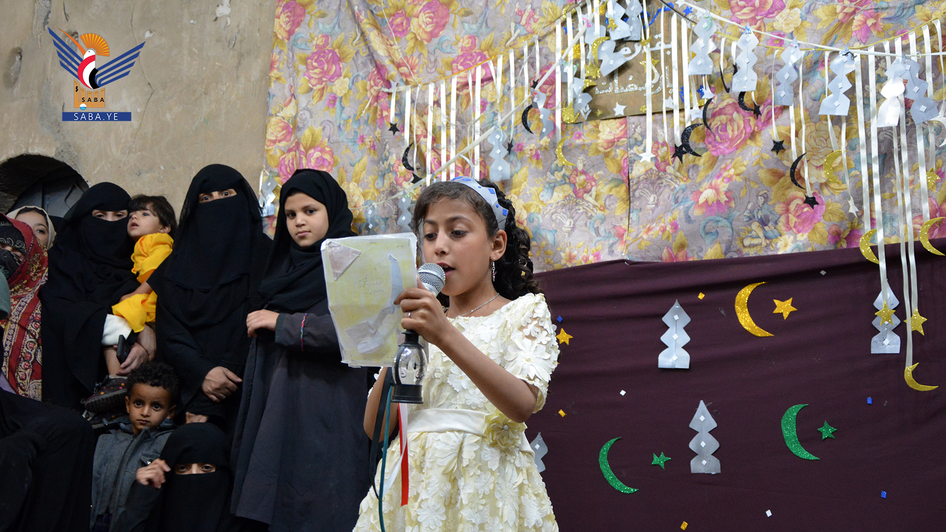 أطفال وبراعم حارة معمر بصنعاء القديمة يحتفون بقدوم شهر رمضان